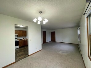 1602 45th St NW, Unit APT # 1 in Rochester, MN - Foto de edificio - Building Photo