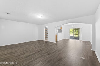 3762 Verde Gardens Cir in Jacksonville, FL - Building Photo - Building Photo