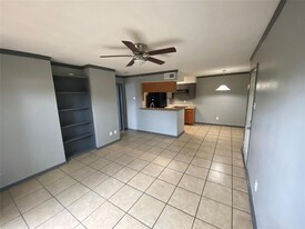 12955 Woodforest Blvd, Unit 3 Apartments