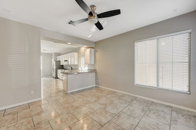 1665 Tristan Flower Ave in Las Vegas, NV - Building Photo - Building Photo