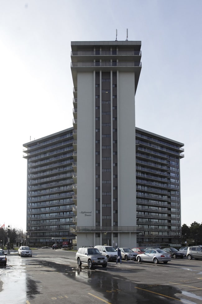 Applewood Towers Apartments