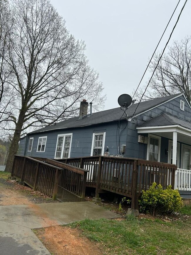 1411 Underwood Ave in Winston-Salem, NC - Building Photo - Building Photo