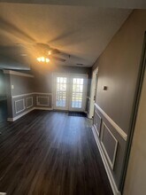 421 Redding Rd in Lexington, KY - Foto de edificio - Building Photo