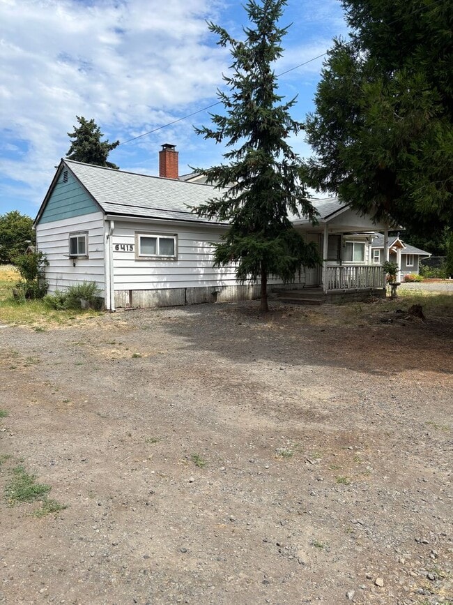 6415 SE Johnson St in Hillsboro, OR - Building Photo - Building Photo