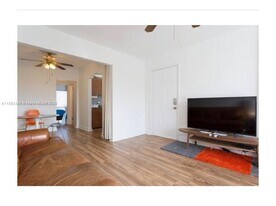 7333 Byron Ave in Miami Beach, FL - Building Photo