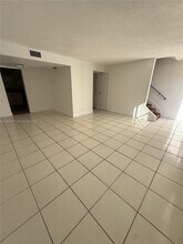 5817 Blueberry Ct in Lauderhill, FL - Building Photo - Building Photo