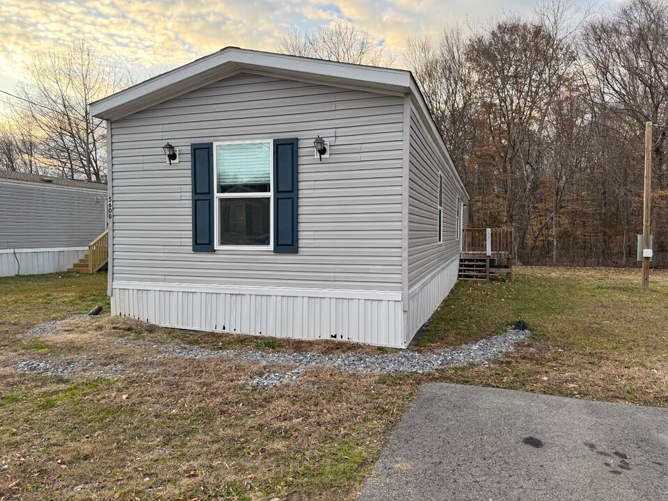 560 Banjo Way in Newport, TN - Building Photo