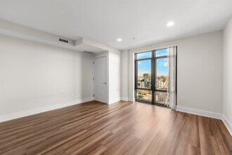 1040 John F. Kennedy Blvd in Bayonne, NJ - Building Photo - Building Photo