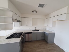 824 S Norma St, Unit 848G in Ridgecrest, CA - Building Photo - Building Photo
