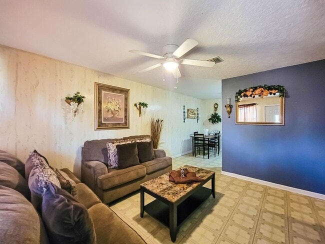 1540 Valerie Dr in Eagle Pass, TX - Building Photo - Building Photo