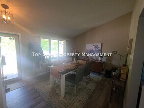 1405 SE Michael Dr in Ankeny, IA - Building Photo - Building Photo