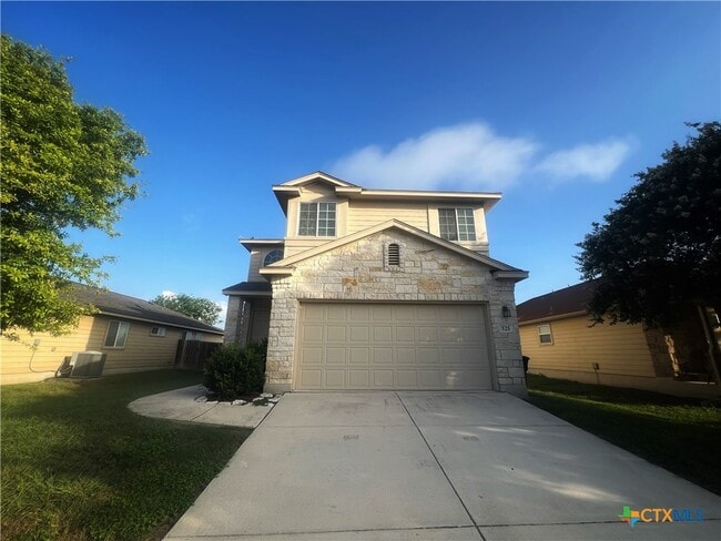 525 Tom Kemp Dr in New Braunfels, TX - Building Photo - Building Photo