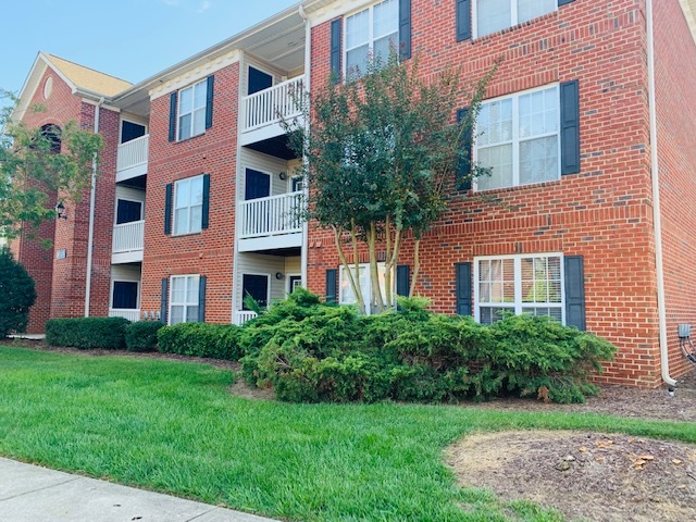 Cushendall Commons in Rock Hill, SC - Foto de edificio