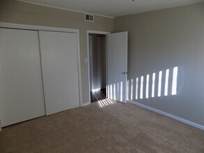 2505 Maplewood Dr in Columbus, OH - Foto de edificio - Building Photo