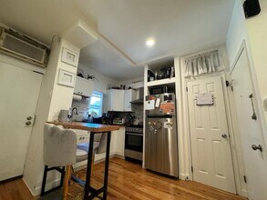 223 Brunswick St in Jersey City, NJ - Foto de edificio - Building Photo