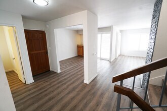 712 Vallejo Villas in Los Angeles, CA - Building Photo - Building Photo