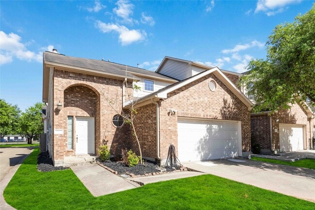 3703 Ashford Villa Ln