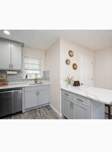 298 Nedellec Dr, Unit #2 in Saddle Brook, NJ - Building Photo - Building Photo