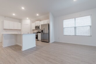 418 Keefer in Kyle, TX - Foto de edificio - Building Photo