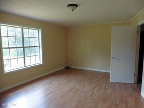 115 Houston St S in Bronson, TX - Building Photo - Building Photo