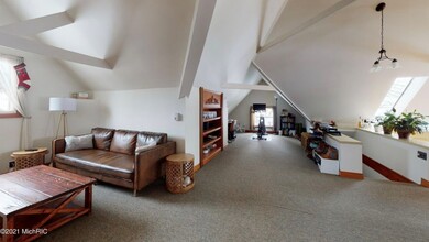 326 Cherry St SE, Unit Unit#2 in Grand Rapids, MI - Building Photo - Building Photo
