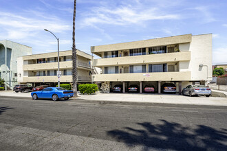 3430-3440 Elm Ave in Long Beach, CA - Building Photo - Building Photo