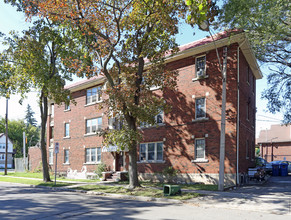 188 Graham Ave S in Hamilton, ON - Building Photo - Building Photo