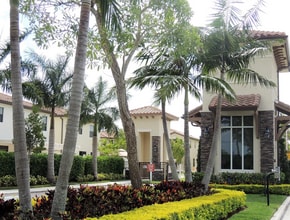 3370 W 90th St in Hialeah, FL - Building Photo - Building Photo