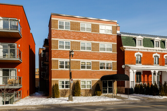 2960 Saint-Joseph Boul in Montréal, QC - Building Photo - Building Photo