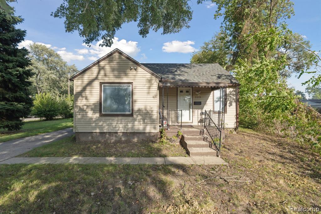 5315 Edgewood St in Dearborn Heights, MI - Building Photo