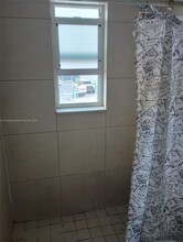 1186 NW 103rd St in Miami, FL - Building Photo - Building Photo