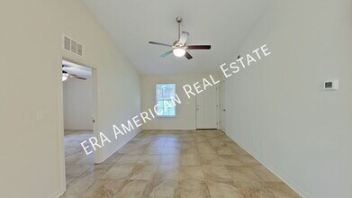 144 Lonnie Jack Dr in Crestview, FL - Building Photo - Building Photo
