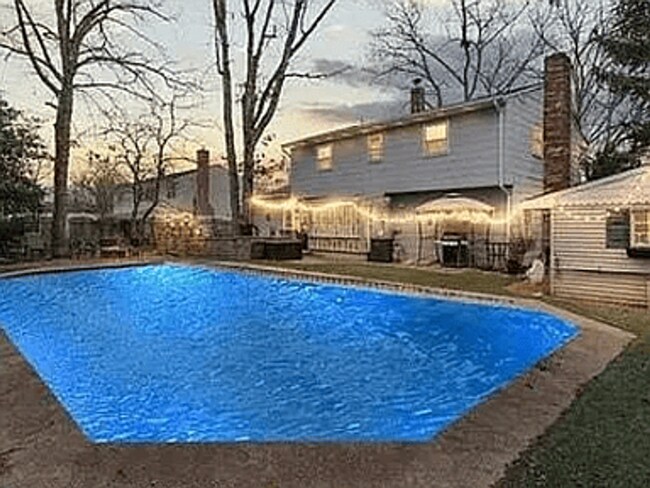 53 Woodridge Ave in Toms River, NJ - Building Photo - Building Photo