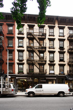 233 W 19th St in New York, NY - Building Photo - Building Photo