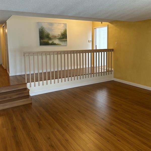 4725 SW 62nd Ave in Davie, FL - Building Photo - Building Photo