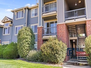 2133 Krisron Rd in Fort Collins, CO - Building Photo - Building Photo