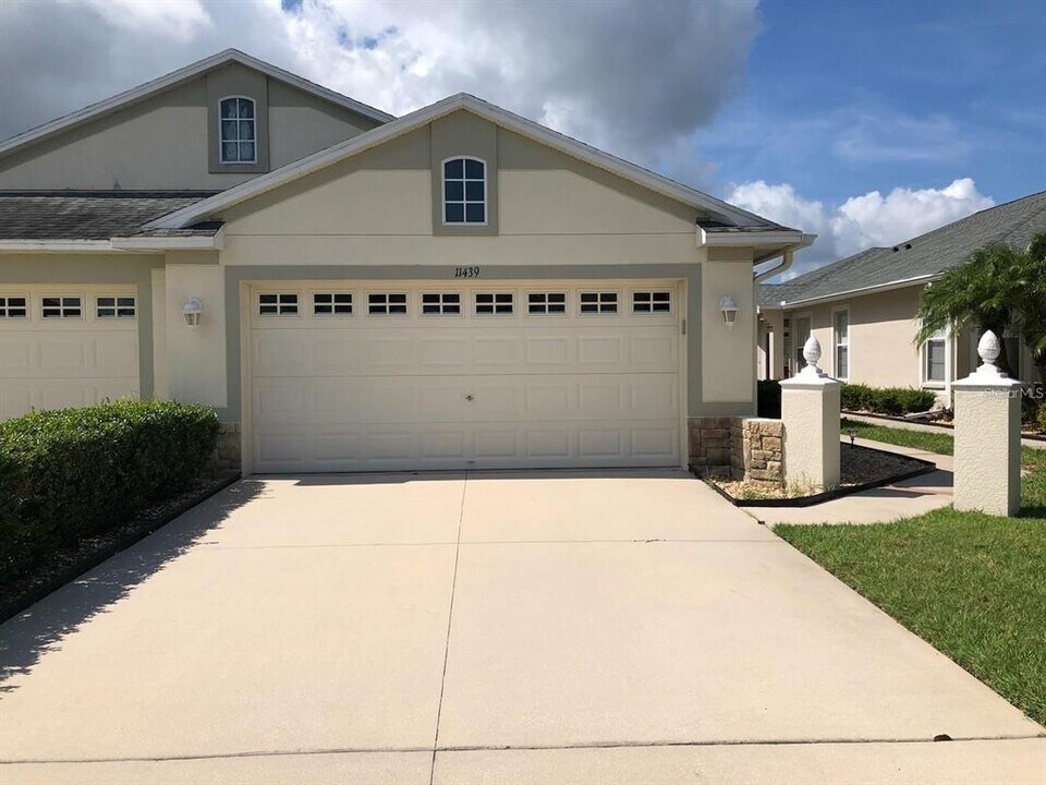 11439 Cambray Creek Loop in Riverview, FL - Building Photo