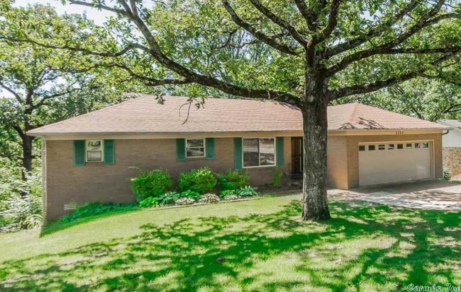 5704 Belle Point Rd in North Little Rock, AR - Building Photo - Building Photo