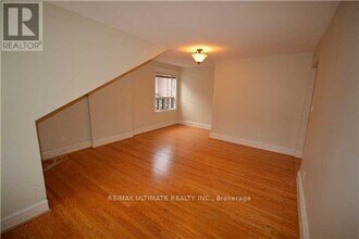 12 Foxbar Rd in Toronto, ON - Building Photo - Building Photo