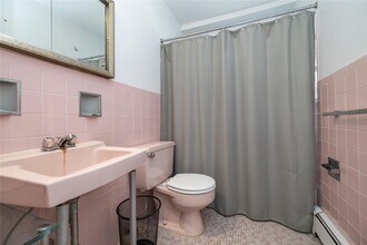 105 Belmont Ave in Long Beach, NY - Building Photo - Building Photo