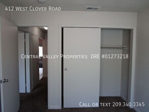 412 W Clover Rd in Tracy, CA - Foto de edificio - Building Photo