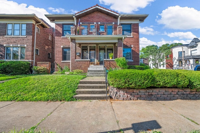 property at 3226 Geyer Ave