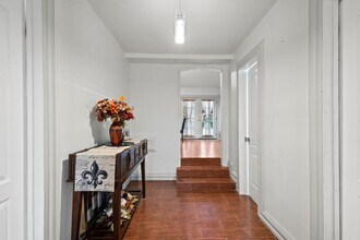 415 South Eighth Street in Hidalgo, TX - Foto de edificio - Building Photo