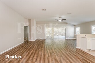 932 Tavernier Cir NE in Palm Bay, FL - Building Photo - Building Photo