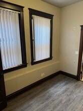 223 N Main St in Mitchell, SD - Building Photo - Building Photo