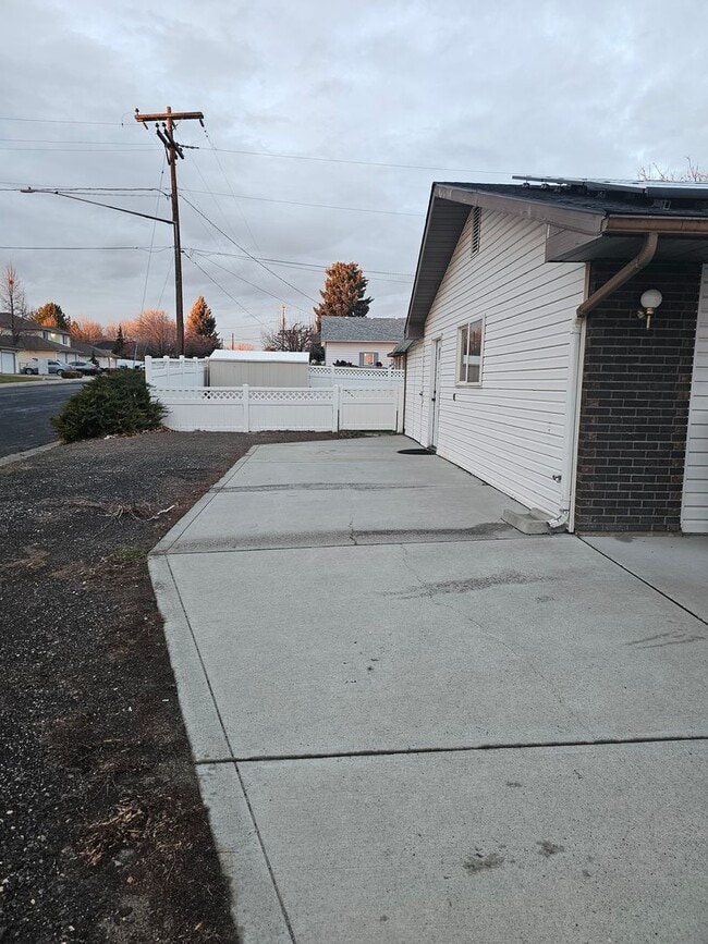 196 Blair Dr in Twin Falls, ID - Building Photo - Building Photo