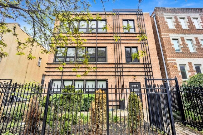 property at 2233 W Lawrence Ave