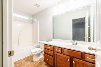 148 Granda Flora Dr in White House, TN - Building Photo - Building Photo