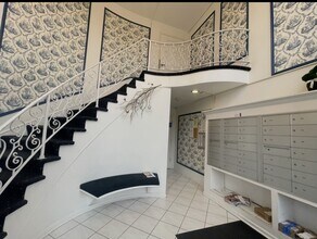 5501 Carriage Way Dr in Rolling Meadows, IL - Building Photo - Building Photo