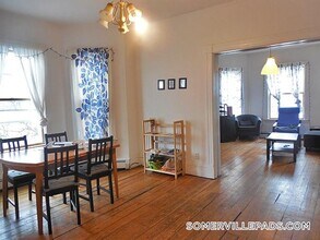 335 Beacon St, Unit 3 in Somerville, MA - Building Photo - Building Photo